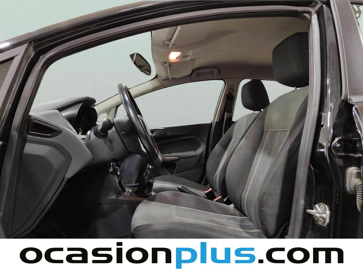 Foto asientos delanteros Ford Fiesta Ford Fiesta 1.25 Trend (82 CV)