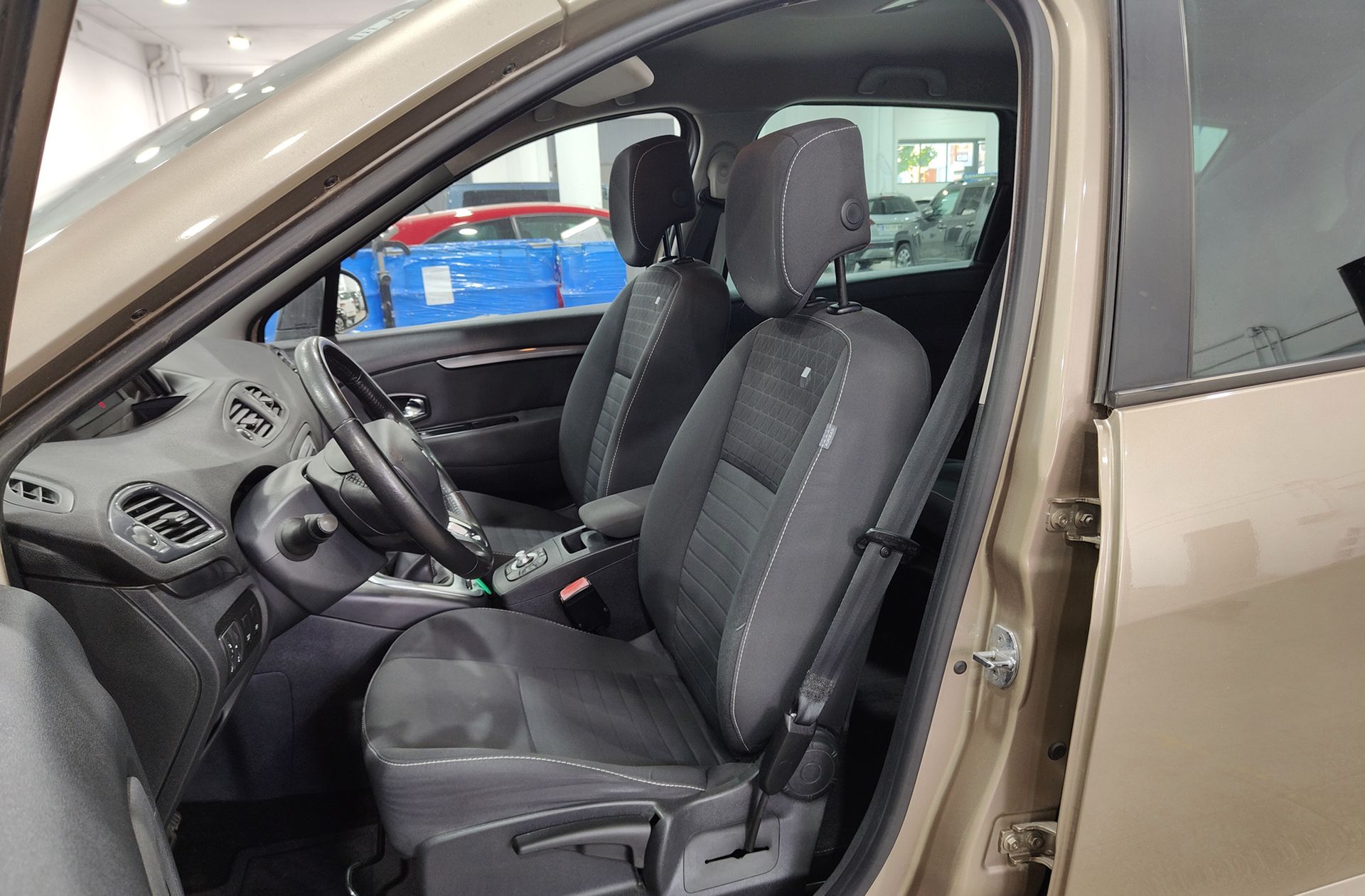 Renault Grand Scénic Limited Energy dCi 7 plazas - foto 10