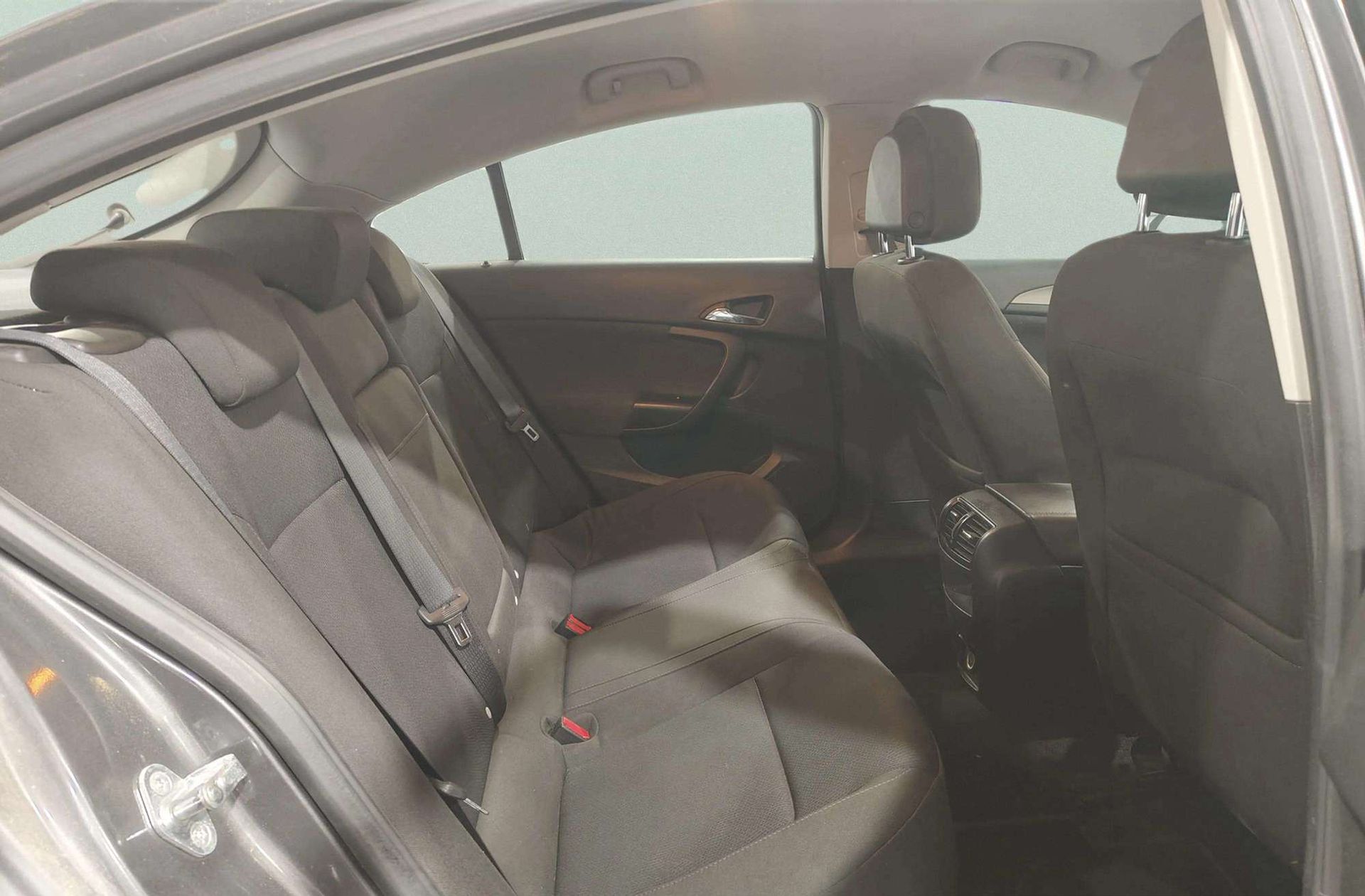 Opel Insignia 2.0 CDTI ecoFLEX Edition - foto 14
