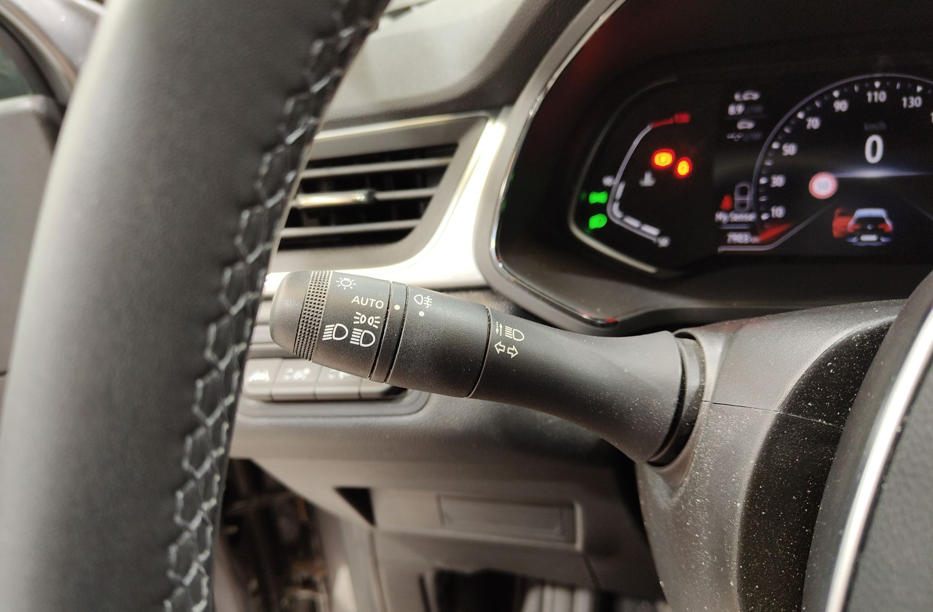 Renault Captur Techno TCe GPF - foto 26
