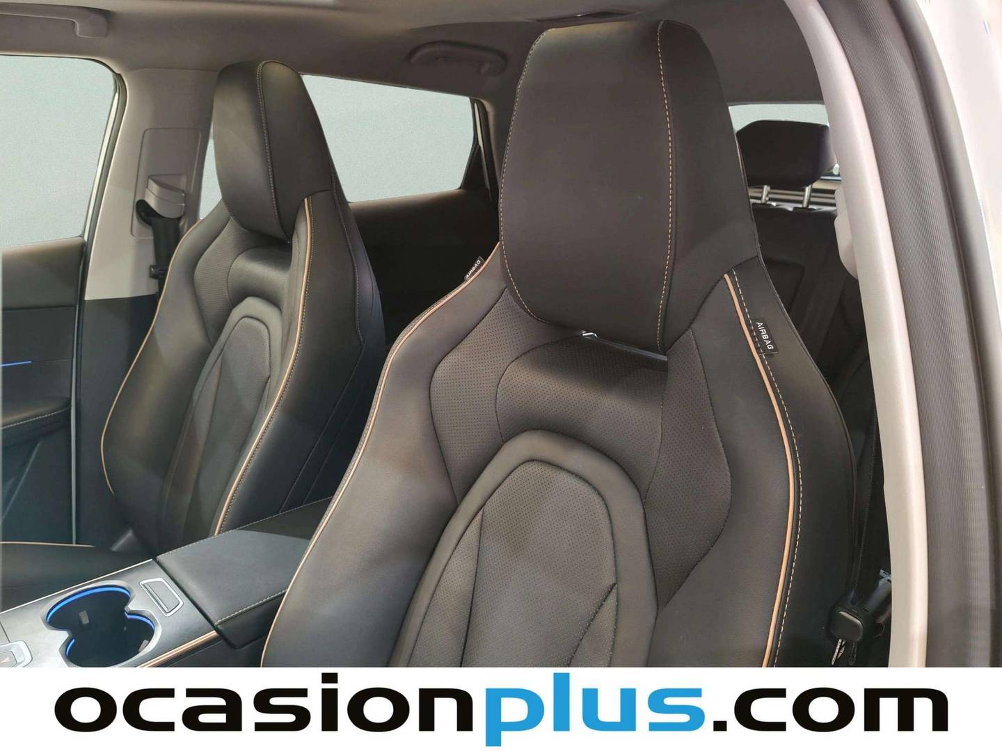 Equipamiento del OMODA 5 OMODA 5 1.6 T-GDI Premium DCT (185 CV)