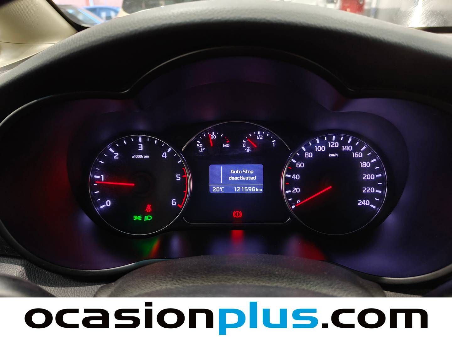 KIA Carens KIA Carens 1.7 CRDi VGT UEFA Euro2016 Eco-Dynamics (115 CV) de segunda mano