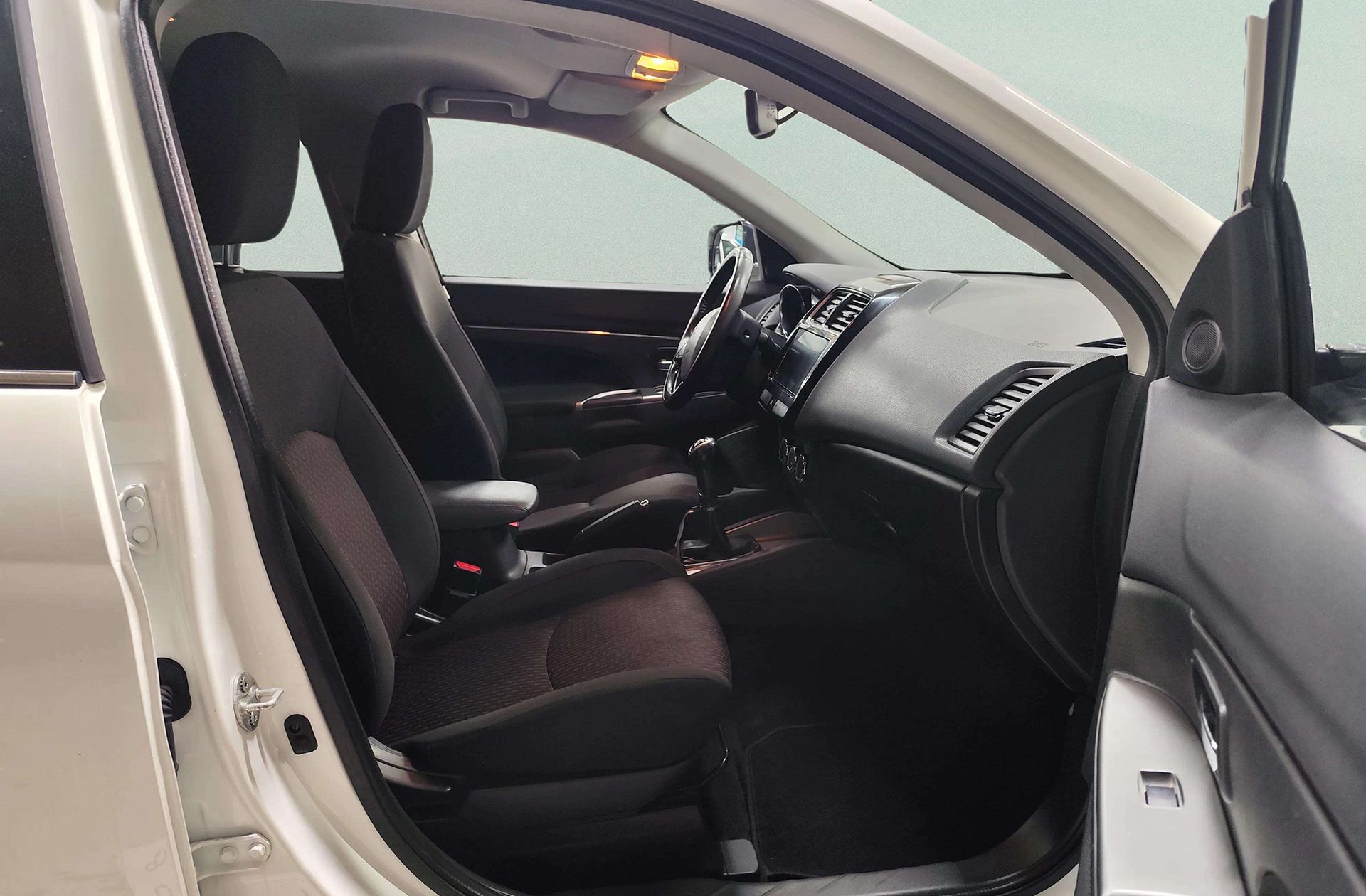 Mitsubishi ASX 160 MPI Motion - foto 17