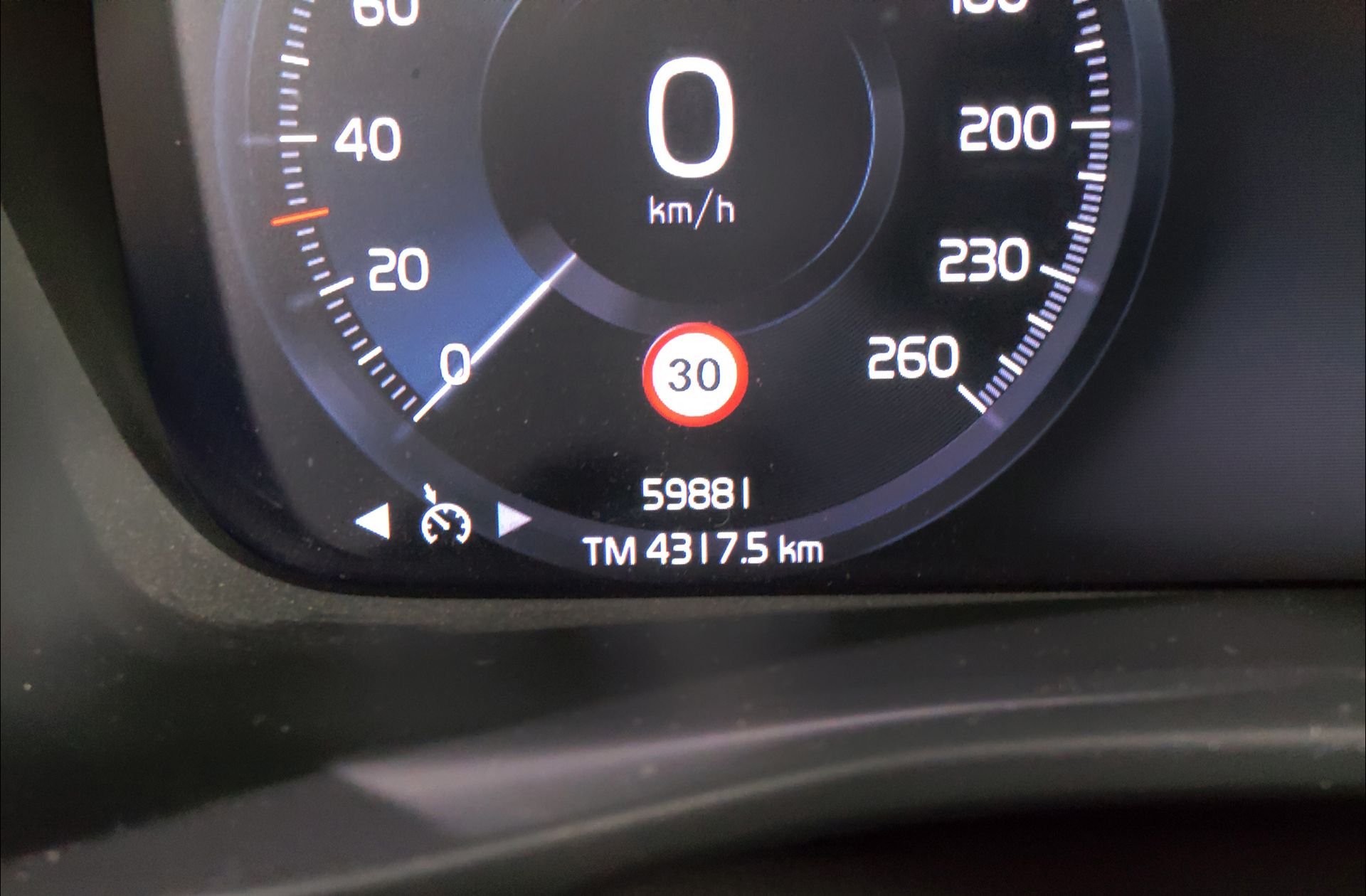Volvo XC40 T2 Essential - foto 9