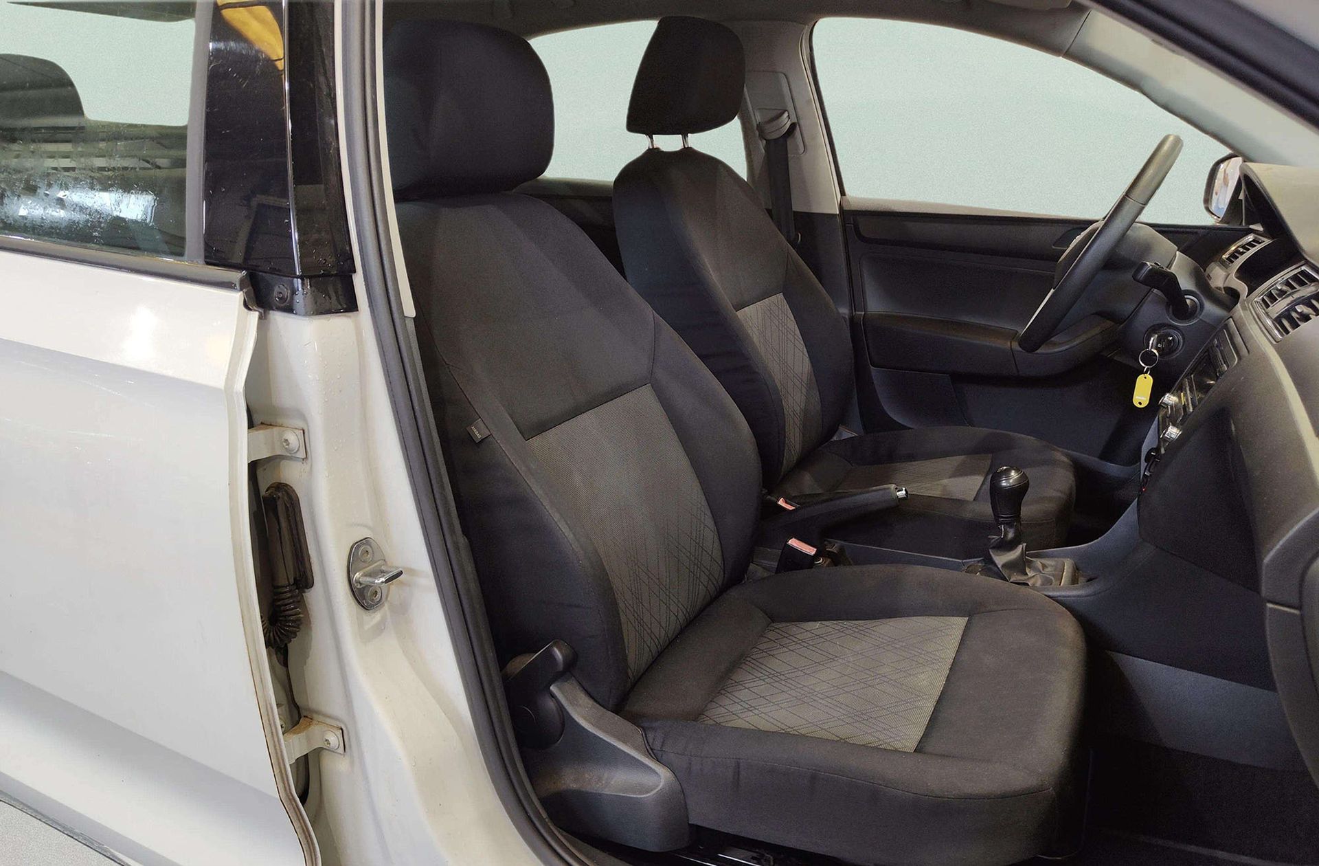 SEAT Toledo 1.6 TDI Reference Plus - foto 14