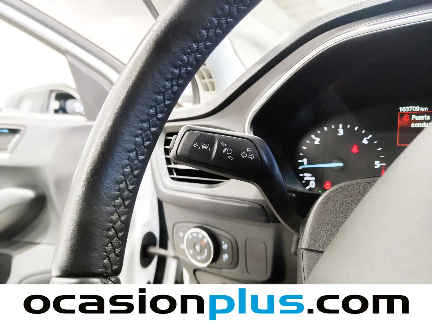 Foto Ford Focus Ford Focus 1.5 Ecoblue Titanium Auto (120 CV)