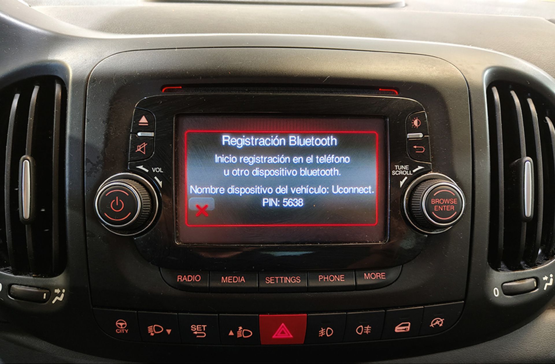 Fiat 500L 1.6 16v MultiJet II Living 7 plazas - foto 29