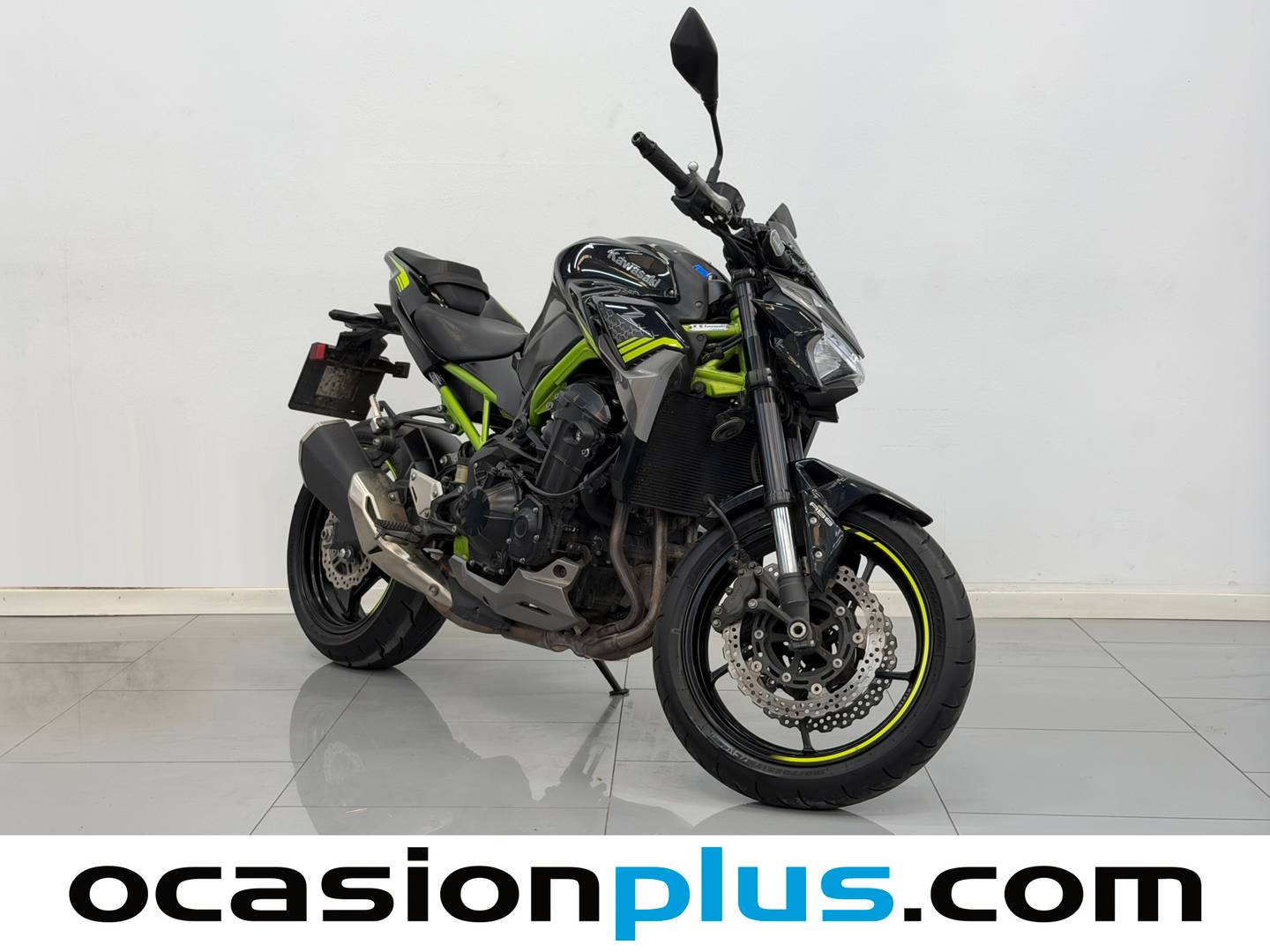 Foto delantera Kawasaki Z 900 Kawasaki Z 900 (95 CV) derecha