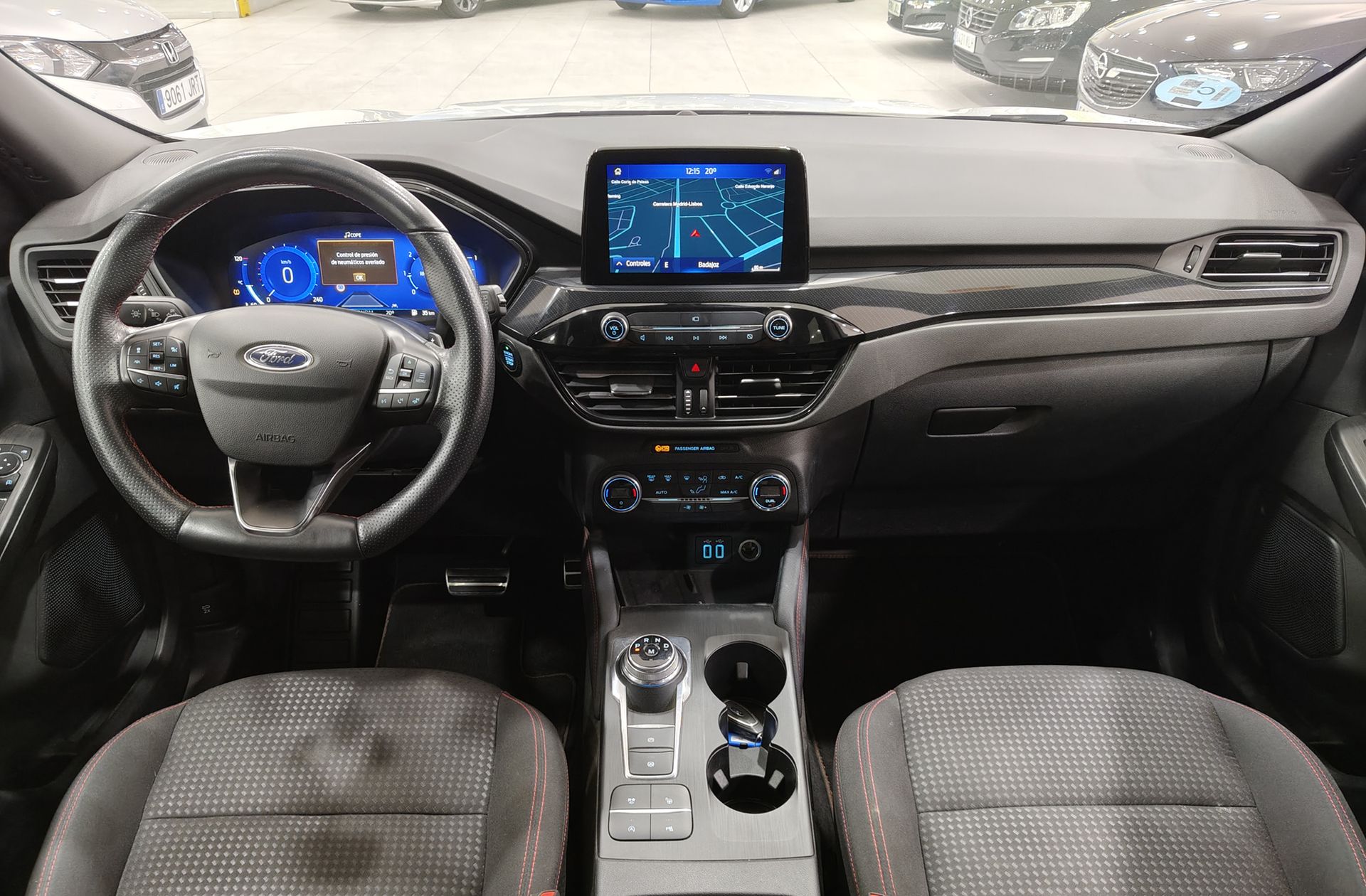 Ford Kuga 1.5 EcoBlue ST-Line - foto 7