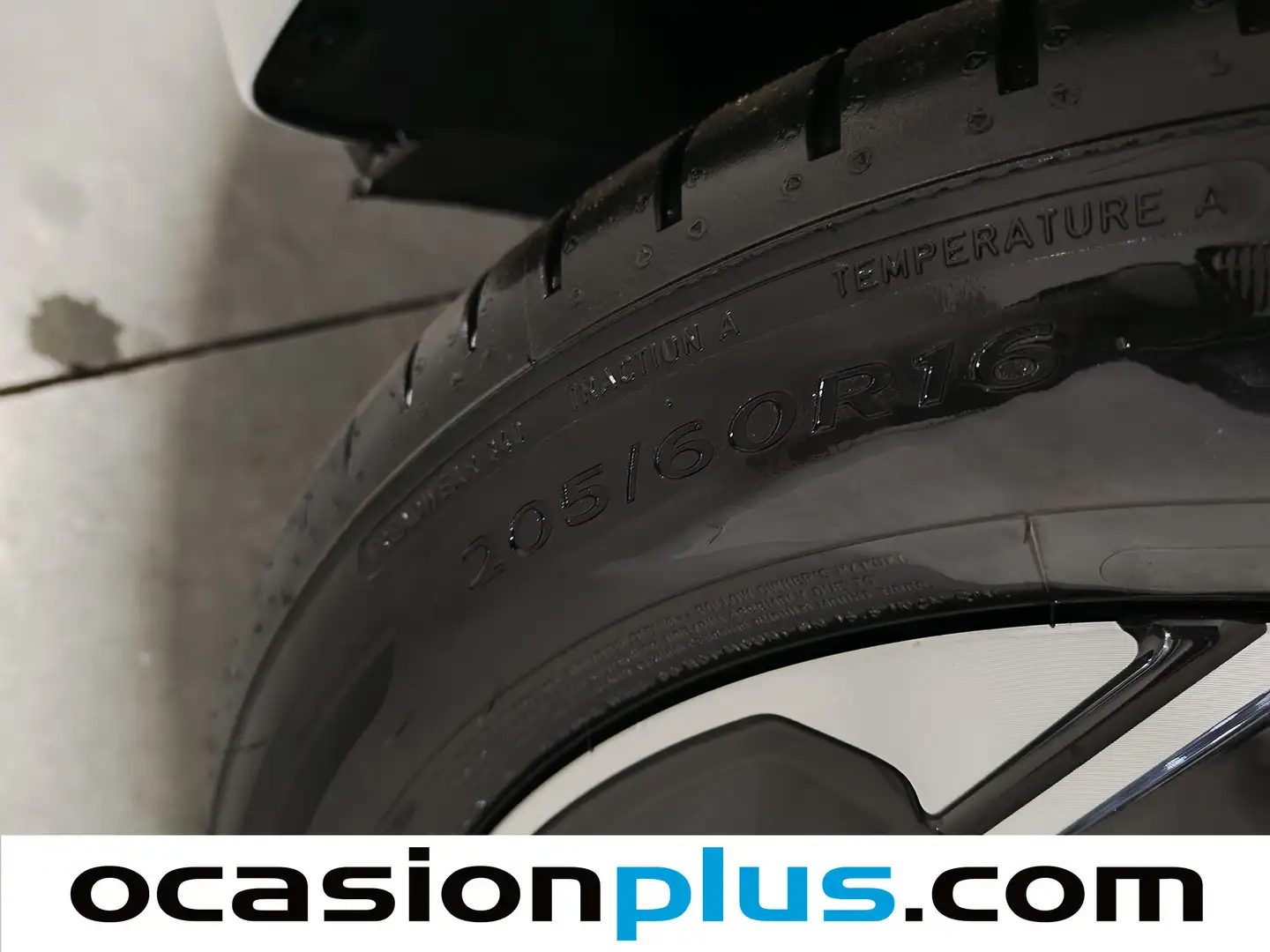 Foto KIA Niro Kia Niro 1.6 GDi HEV Concept (141 CV)