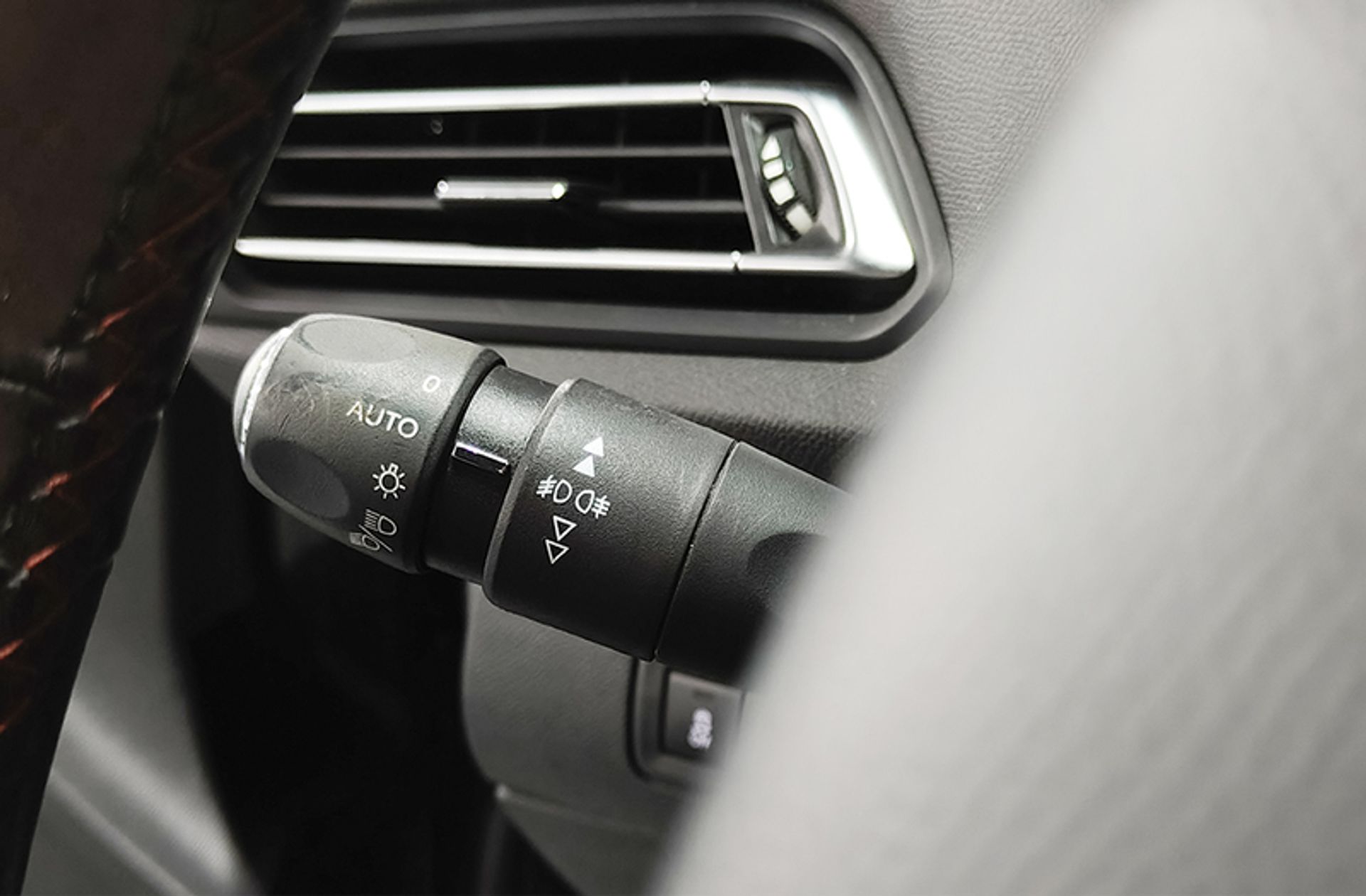 Peugeot 308 1.2 PureTech GT Line - foto 28