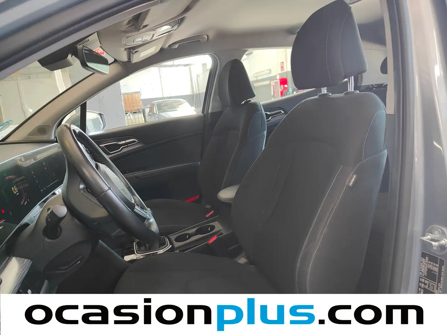 Foto KIA Sportage Kia Sportage 1.6 CRDi MHEV Business 4x2 (136 CV)