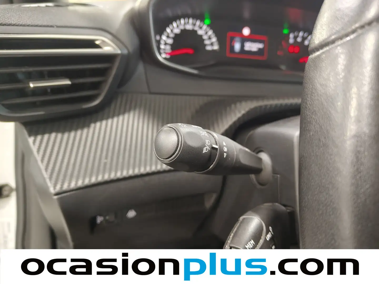 Foto Peugeot 2008 Peugeot 2008 PureTech 100 S&S Allure (100 CV)