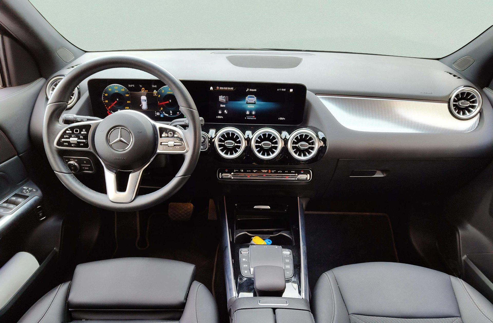 Mercedes-Benz GLA 180 - foto 7