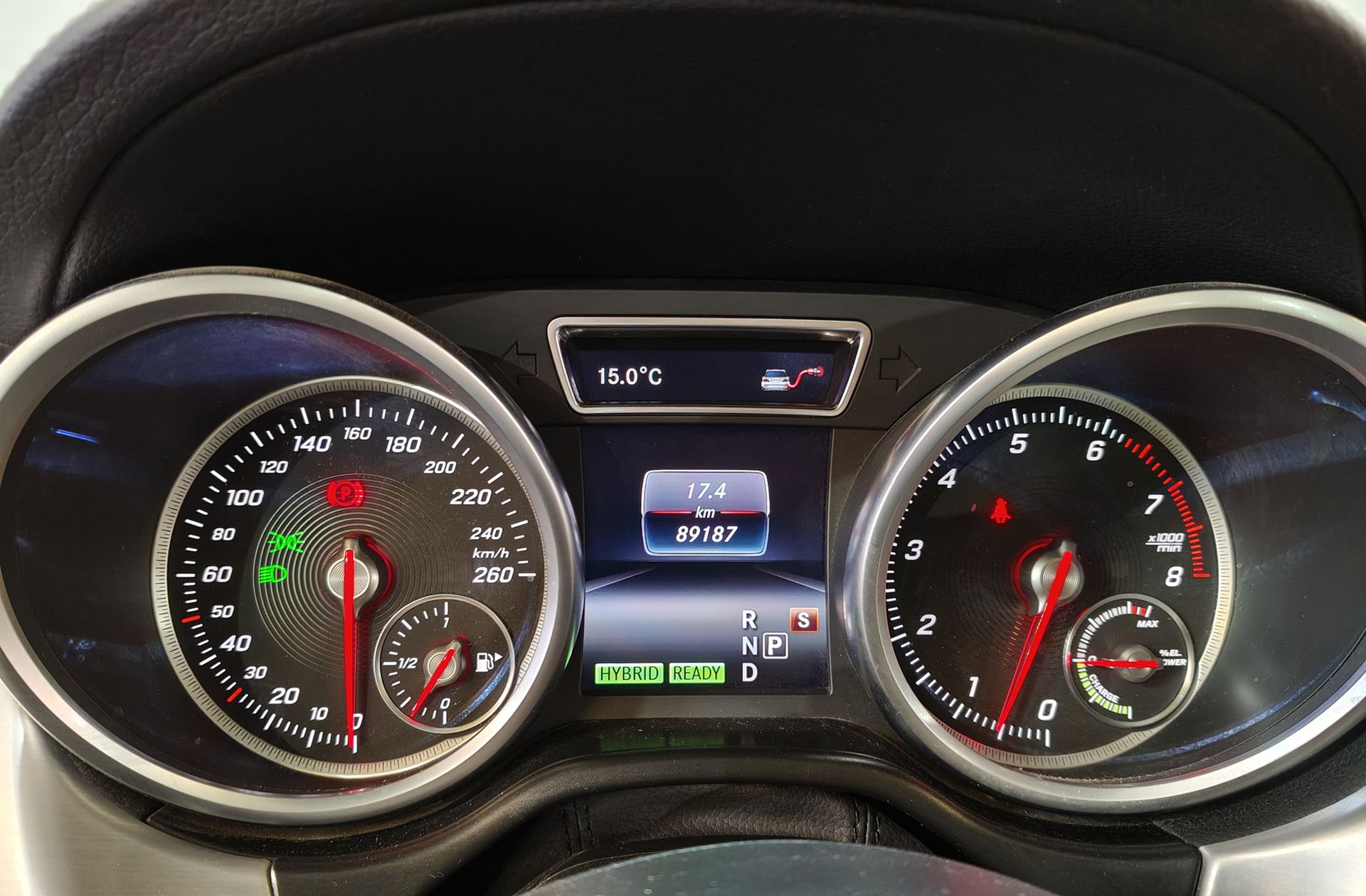 Mercedes-Benz GLE Mercedes GLE 500 e 4Matic - foto 28