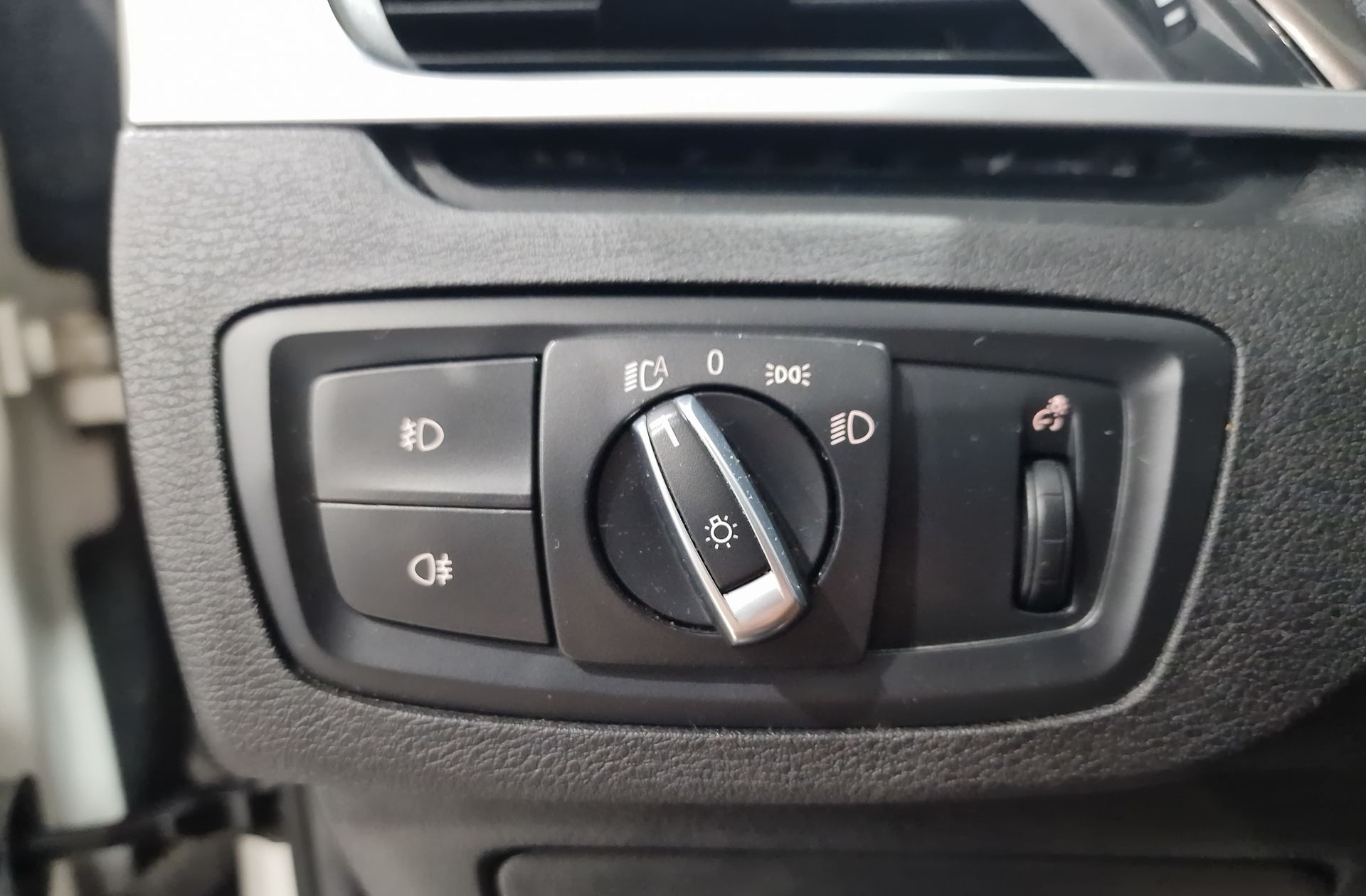 BMW X1 sDrive18d - foto 29