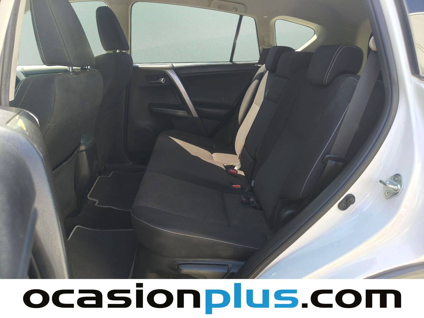 Foto asientos traseros Toyota Rav4 Toyota Rav4 2.5l hybrid Advance 2WD (197 CV)