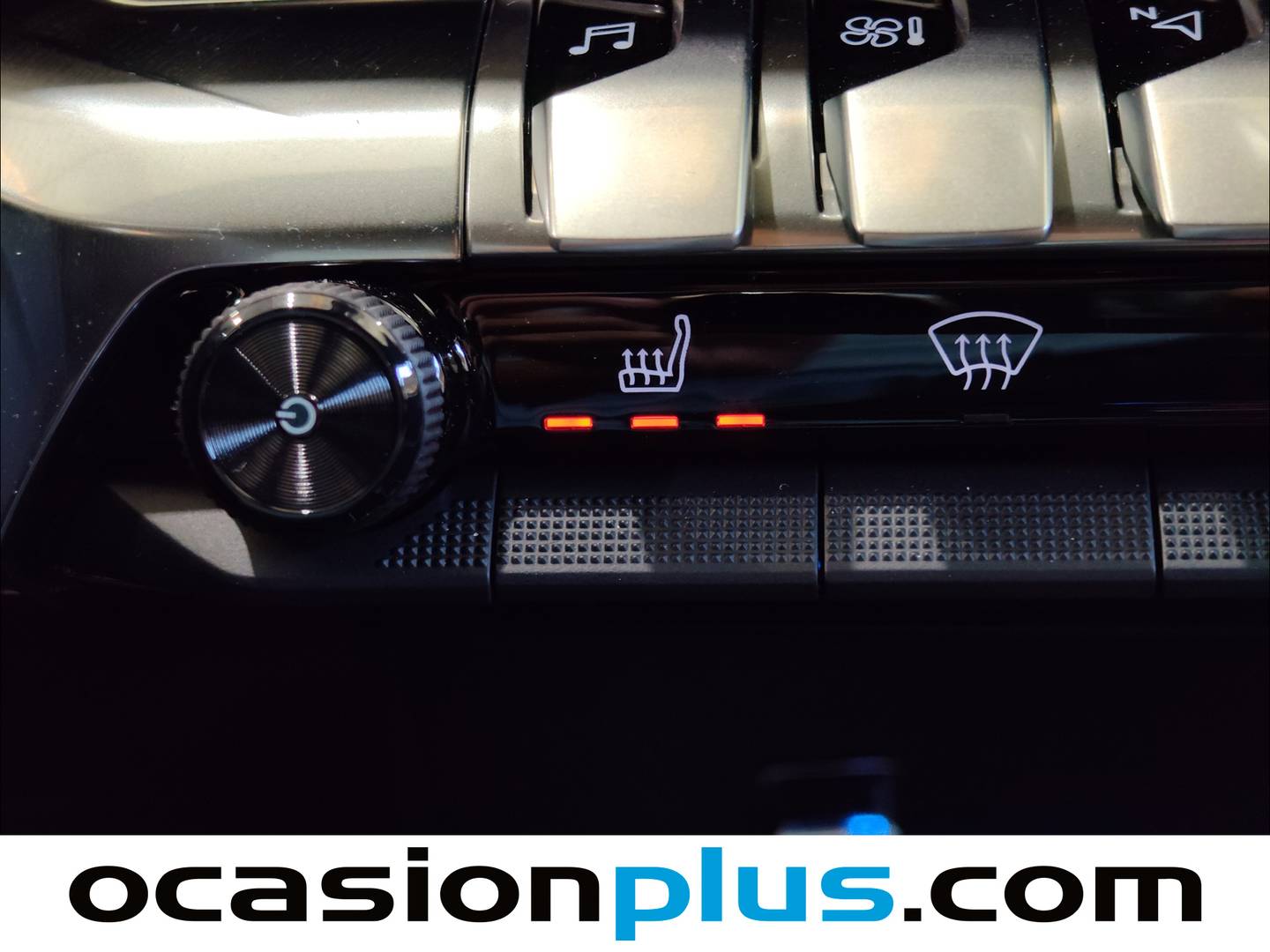 Foto Peugeot 3008 Hybrid Peugeot 3008 GT eDCS6 (145 CV)