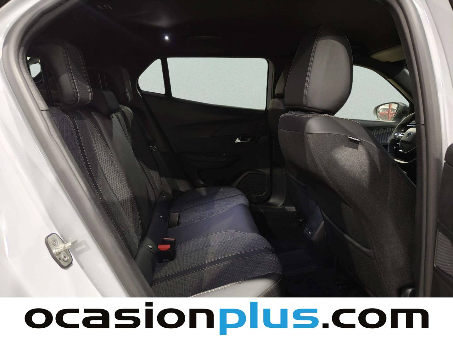 Foto Peugeot 2008 Peugeot 2008 PureTech 100 S&S Allure (100 CV)