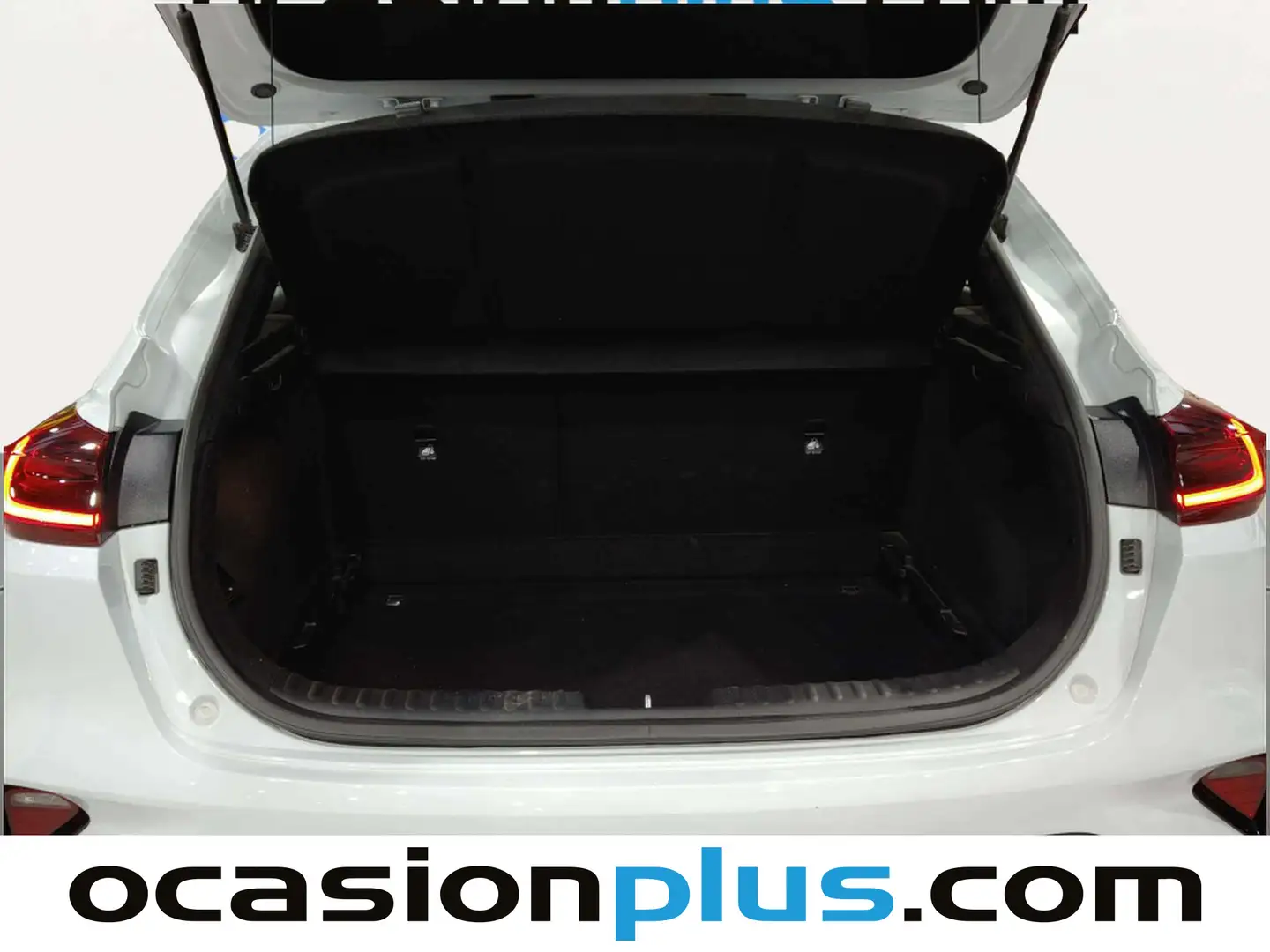 Foto KIA XCeed Kia XCeed 1.0 T-GDi Drive (120 CV)