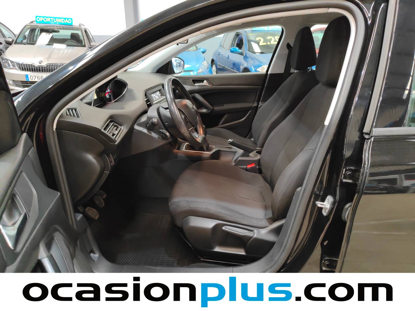 Foto asientos delanteros Peugeot 308 Peugeot 308 1.6 BlueHDI Access (100 CV)