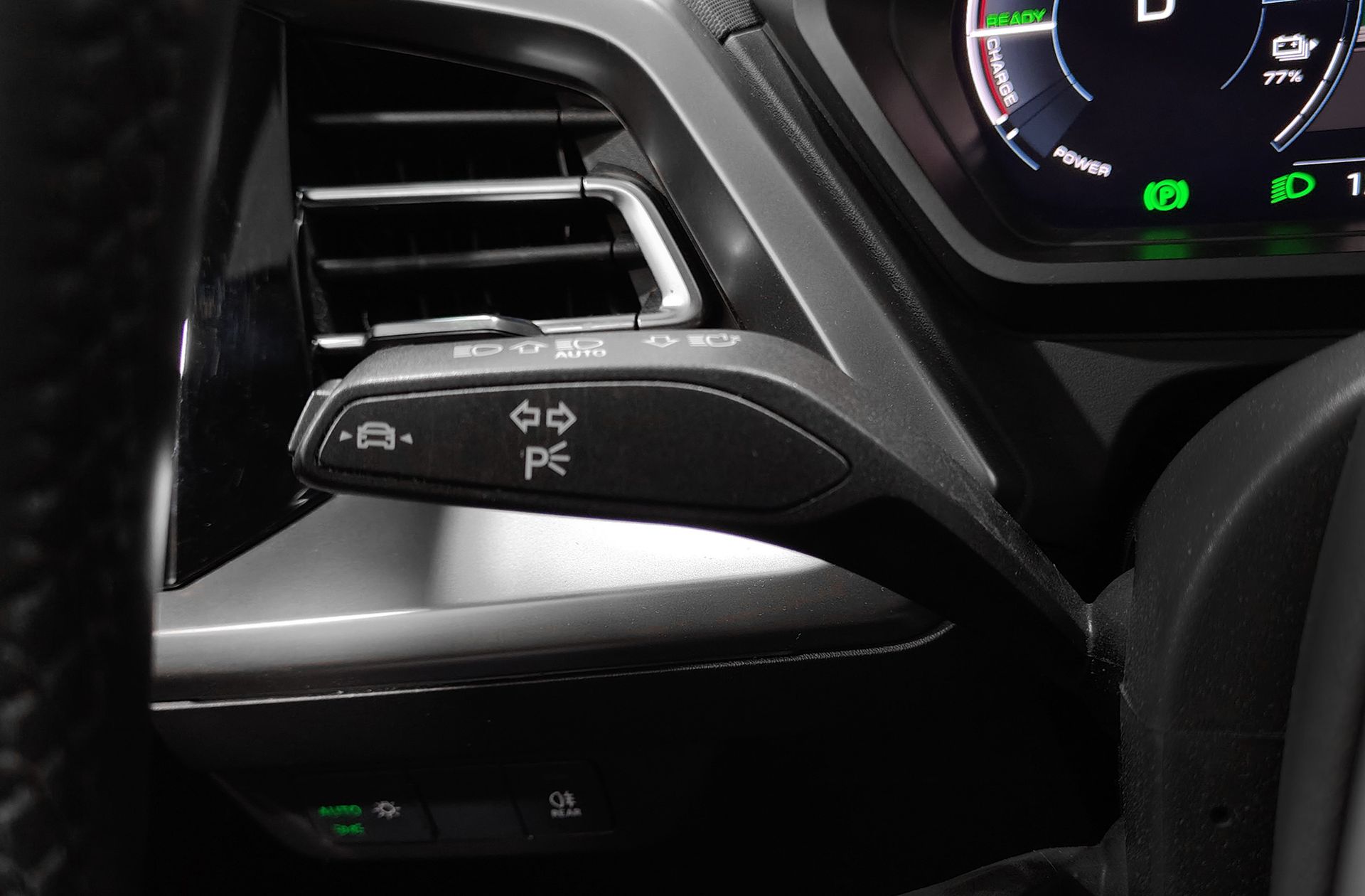 Audi Q4 e-tron Advanced 40 e-tron - foto 32
