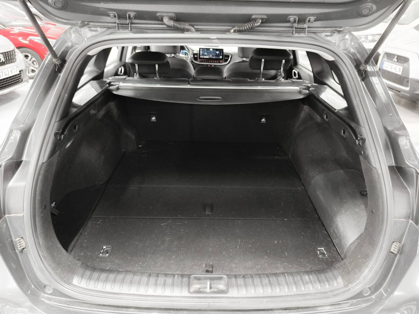 Fotos maletero KIA Ceed Tourer Kia Ceed Tourer 1.6 GDi PHEV eTech (141 CV)