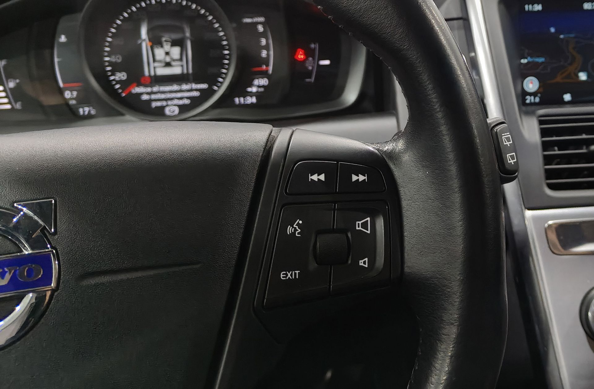 Volvo XC60 D3 Kinetic - foto 23