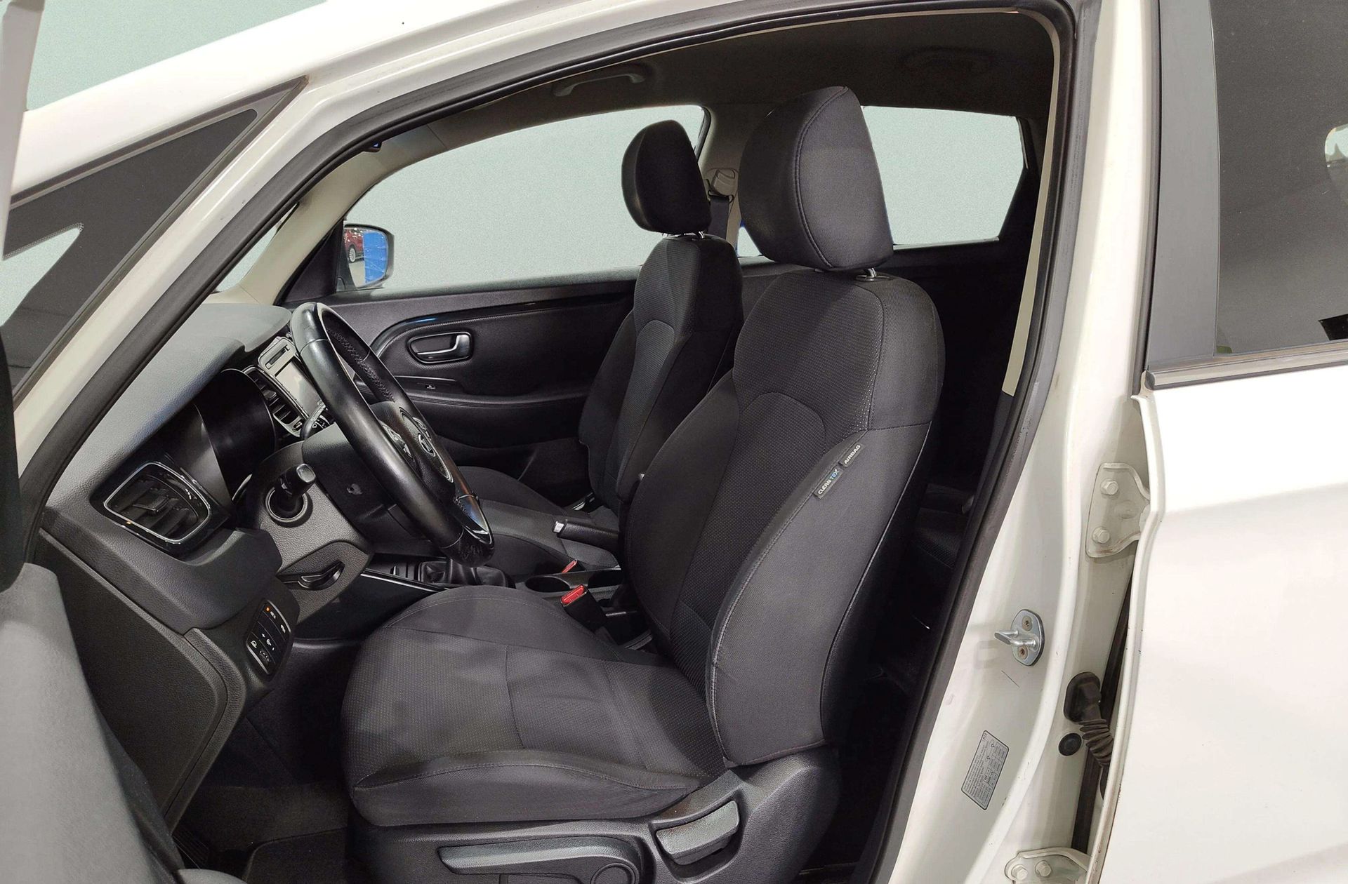 Kia Carens 1.7 CRDi VGT Drive Eco-Dynamics - foto 11