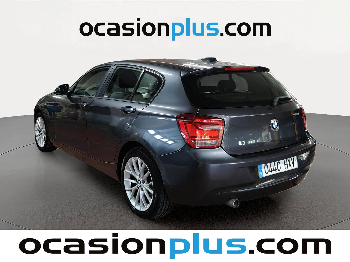 Foto trasera BMW Serie 1 BMW Serie 1 116d (116 CV) izquierda