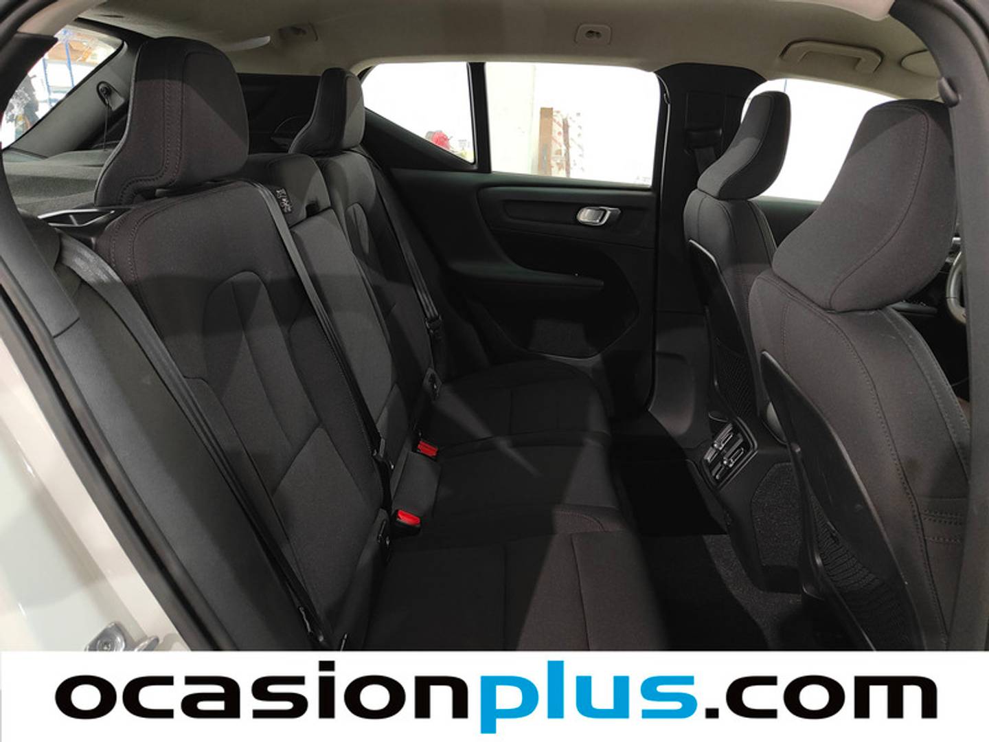 Foto Volvo XC40 Volvo XC40 T3 Momentum Auto (163 CV)