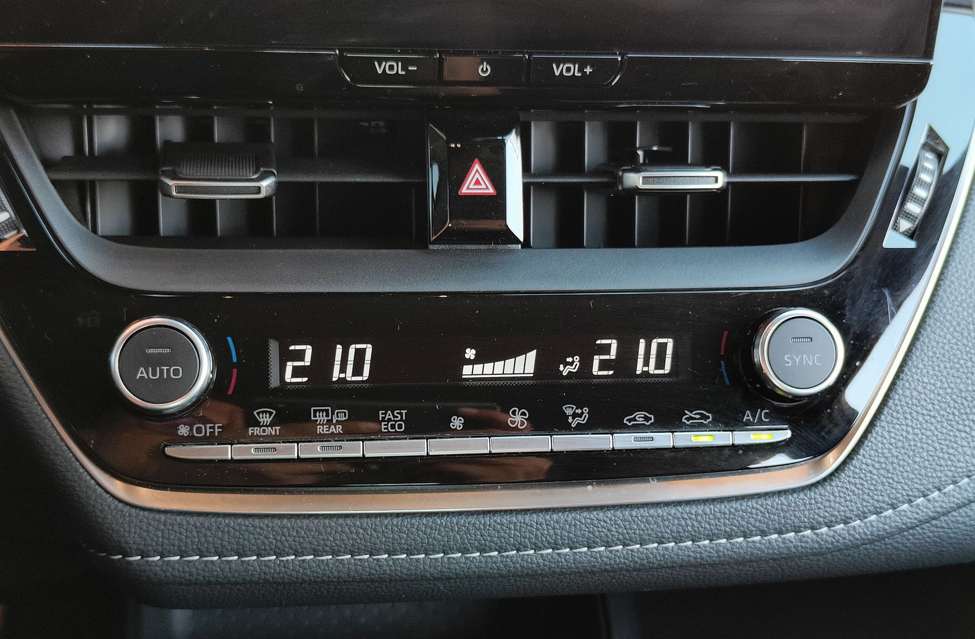 Toyota Corolla 140H Active Plus - foto 25