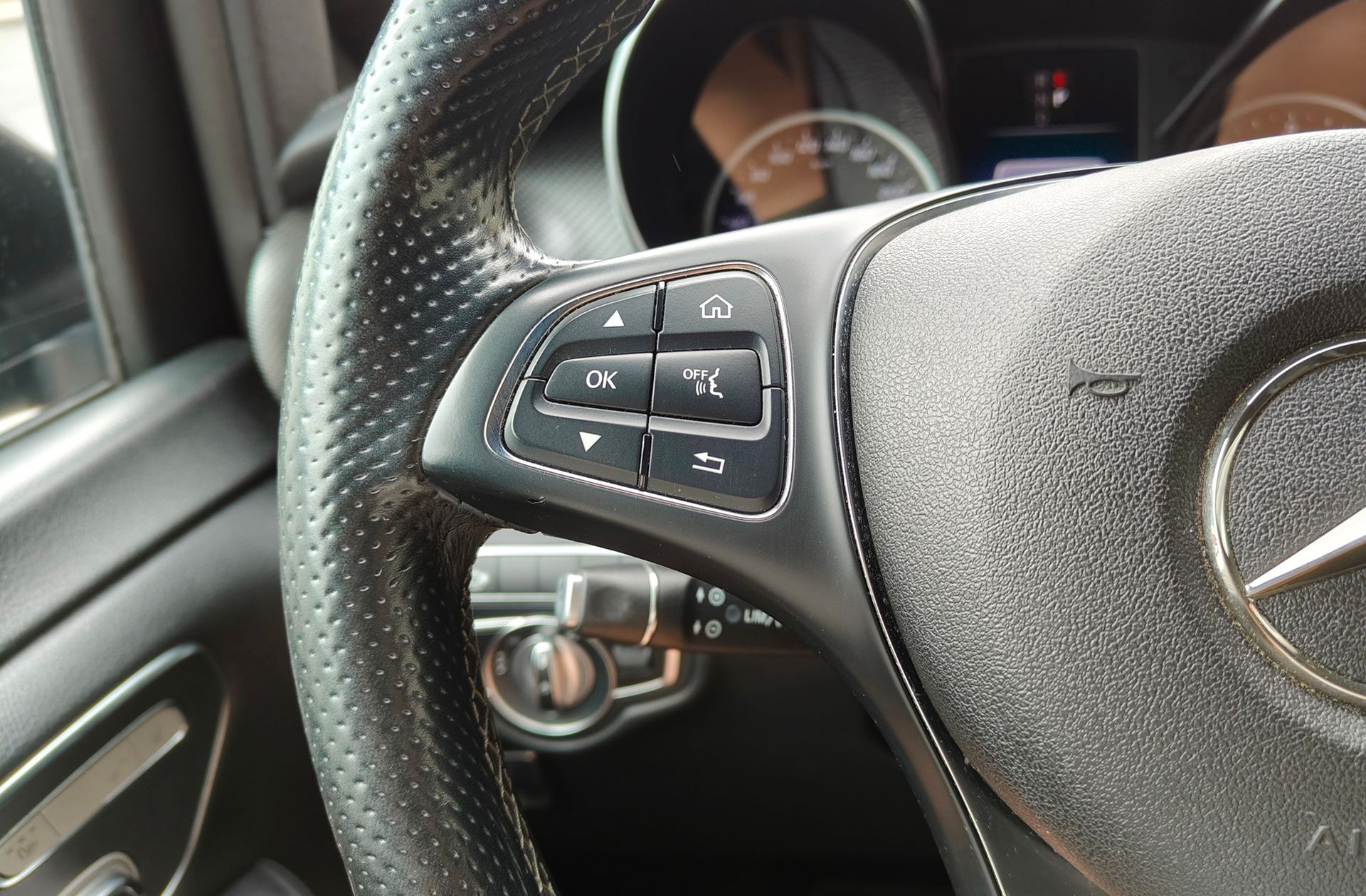 Mercedes-Benz Clase V V 300d Largo Avantgarde 7 plazas - foto 37