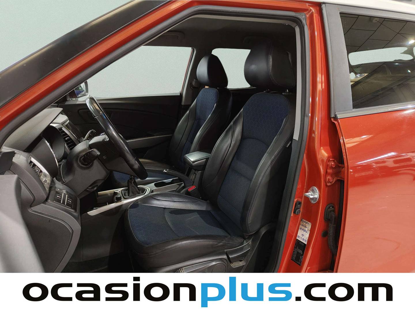 Foto SsangYong Tivoli Ssangyong Tivoli D16T Limited 4x2 (115 CV)