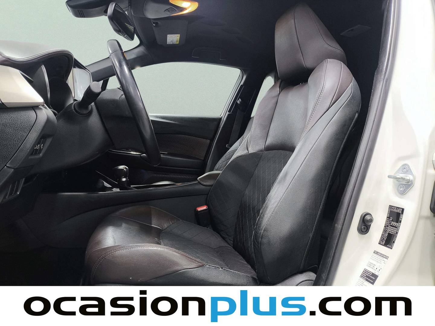 Foto asientos delanteros Toyota C-HR Toyota C-HR 1.8 125H Advance (122 CV)