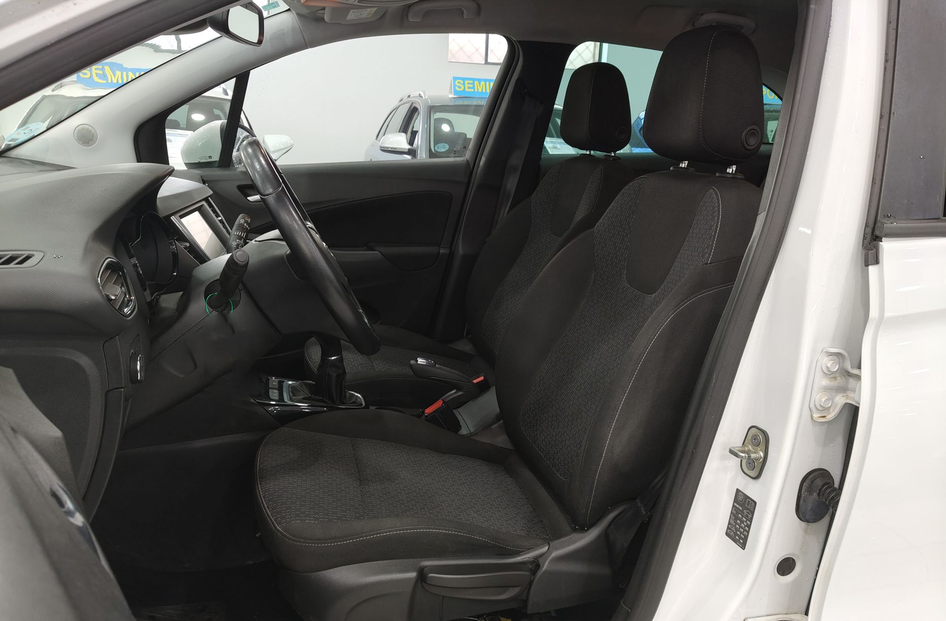 Opel Crossland 1.6 Turbo Selective - foto 10
