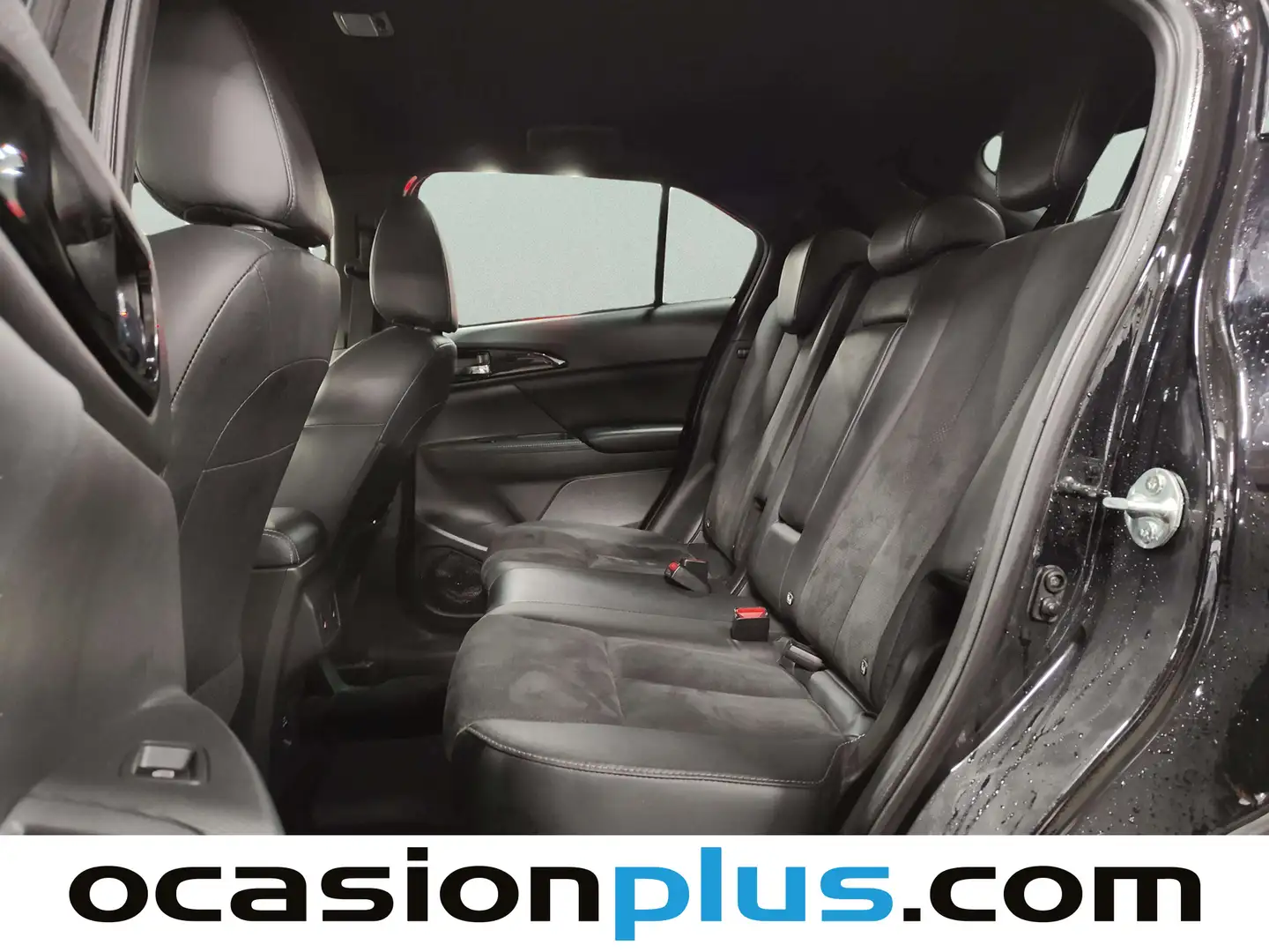 Foto Mitsubishi Eclipse Cross Mitsubishi Eclipse Cross 2.4 PHEV Kaiteki+ 4WD Auto (188 CV)