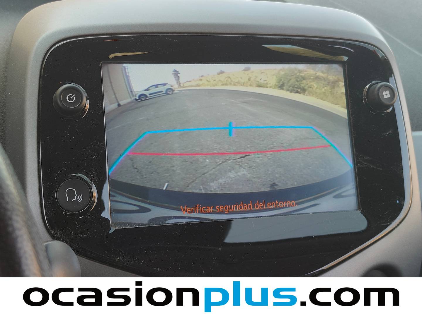Extras y acabados del Toyota Aygo Toyota Aygo 1.0 70 x-play (72 CV)