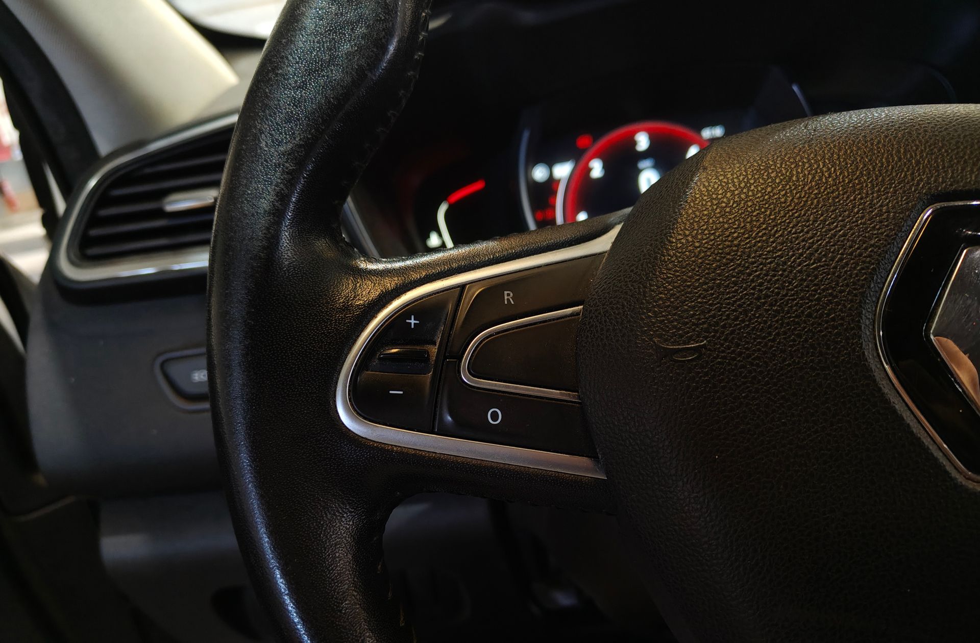 Renault Kadjar Zen Energy dCi EDC - foto 30