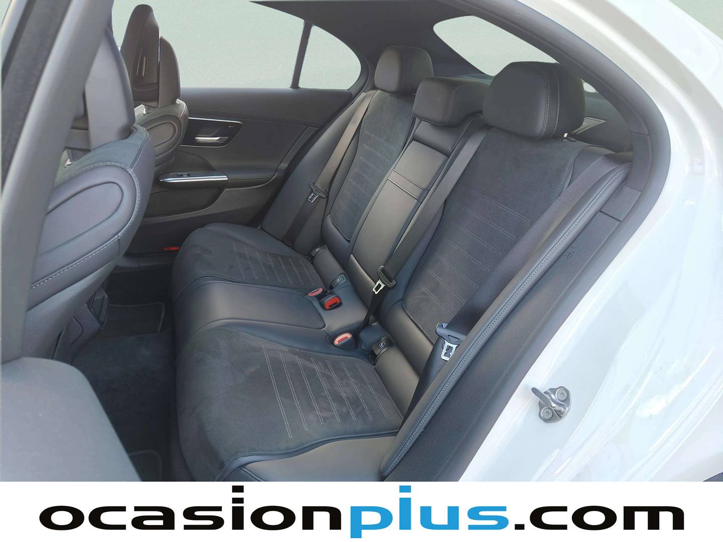 Foto asientos traseros Mercedes Clase C Mercedes Clase C 200 (204 CV) Pack AMG
