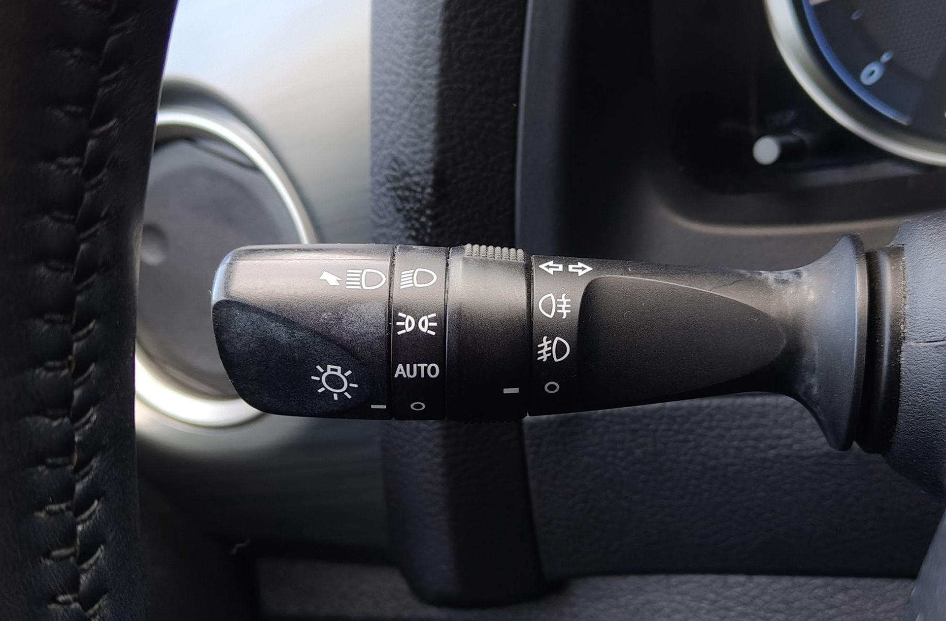 Toyota Auris 90D Active - foto 21