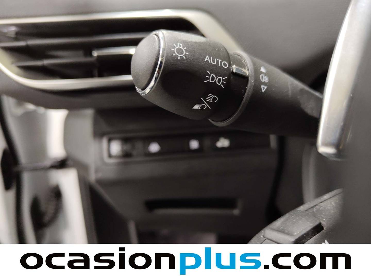 Foto Peugeot 3008 Hybrid Peugeot 3008 Hybrid 300 Allure Pack e-EAT8 (300 CV)