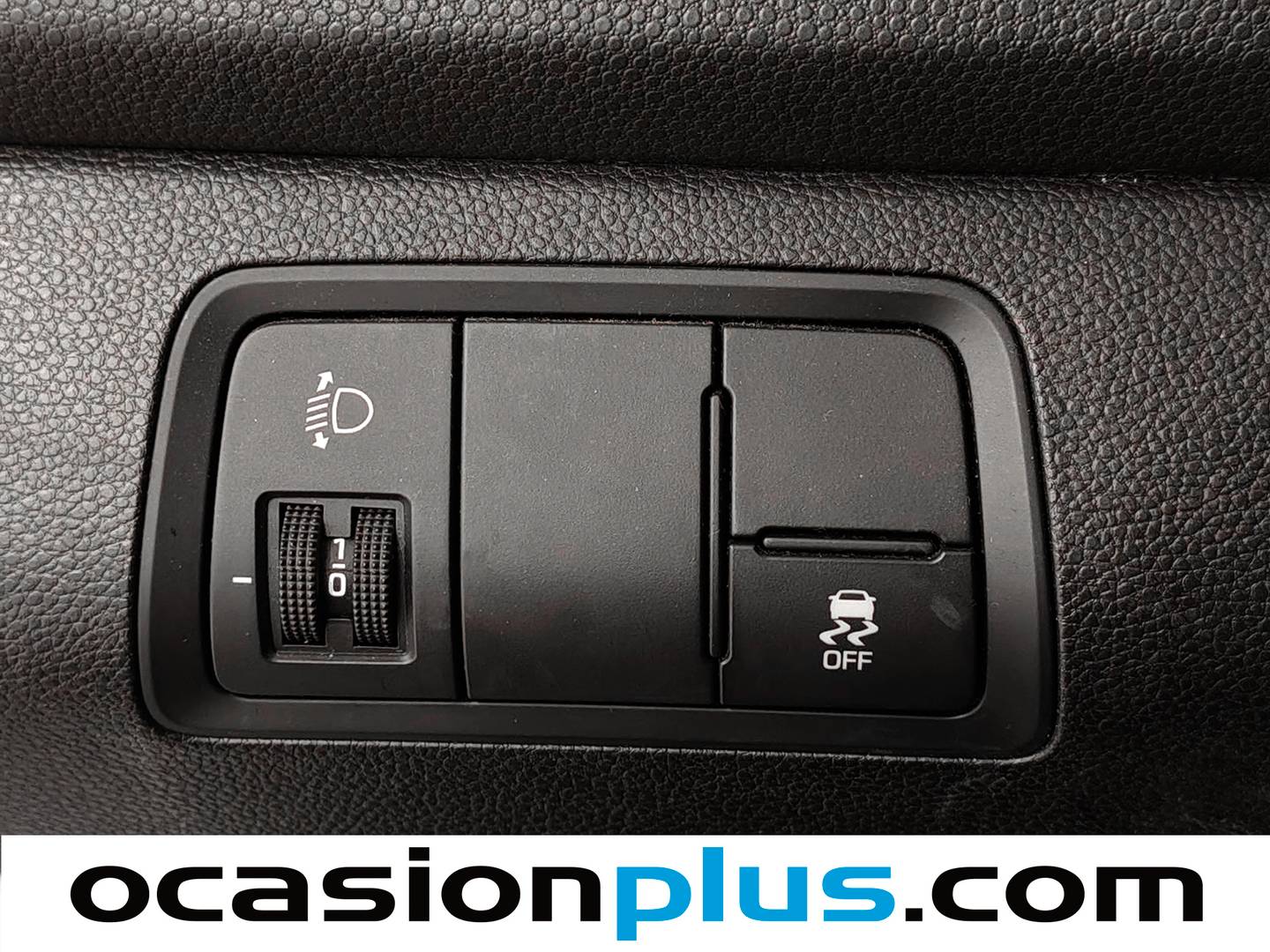 Hyundai i20 Hyundai i20 1.2 MPI Essence (75 CV) seminuevo