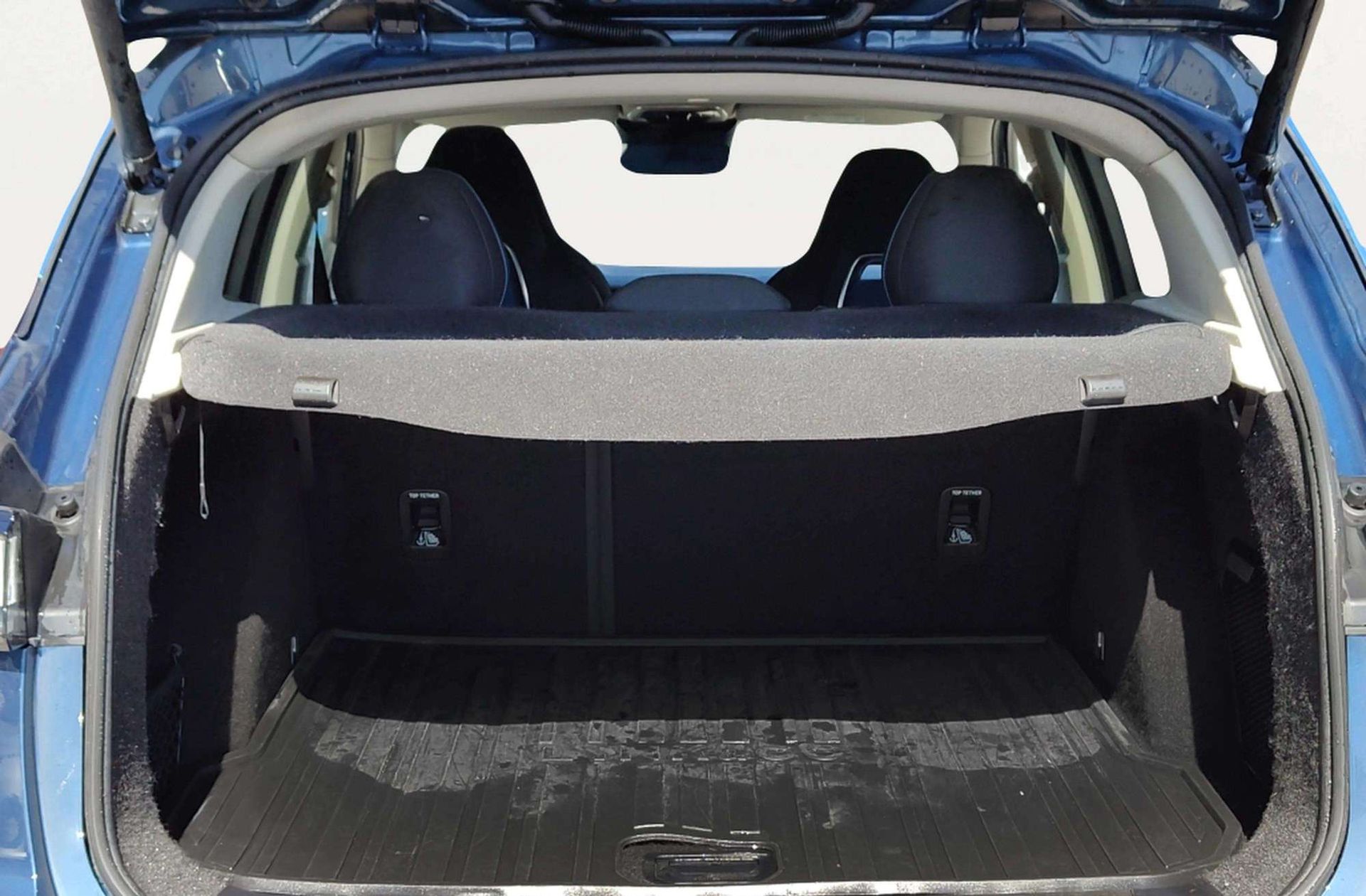 Lynk & Co 01 1.5 PHEV - foto 25