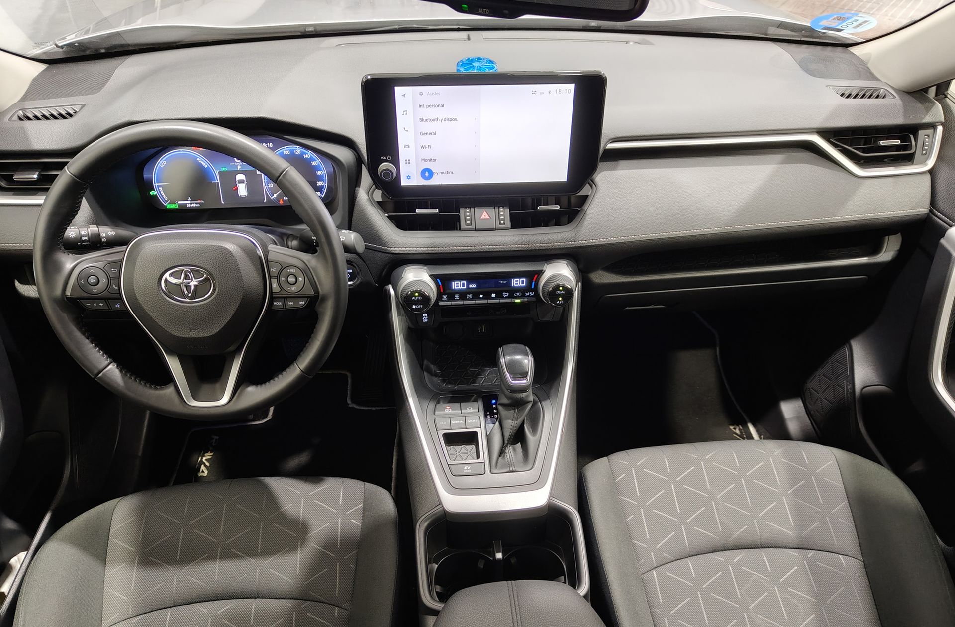 Toyota RAV4 2.5l hybrid Advance - foto 6