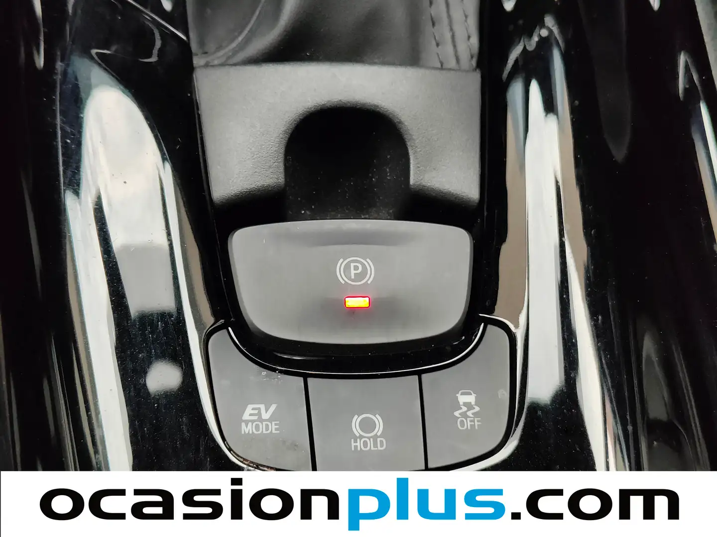 Foto Toyota C-HR Toyota C-HR 1.8 125H Active (122 CV)