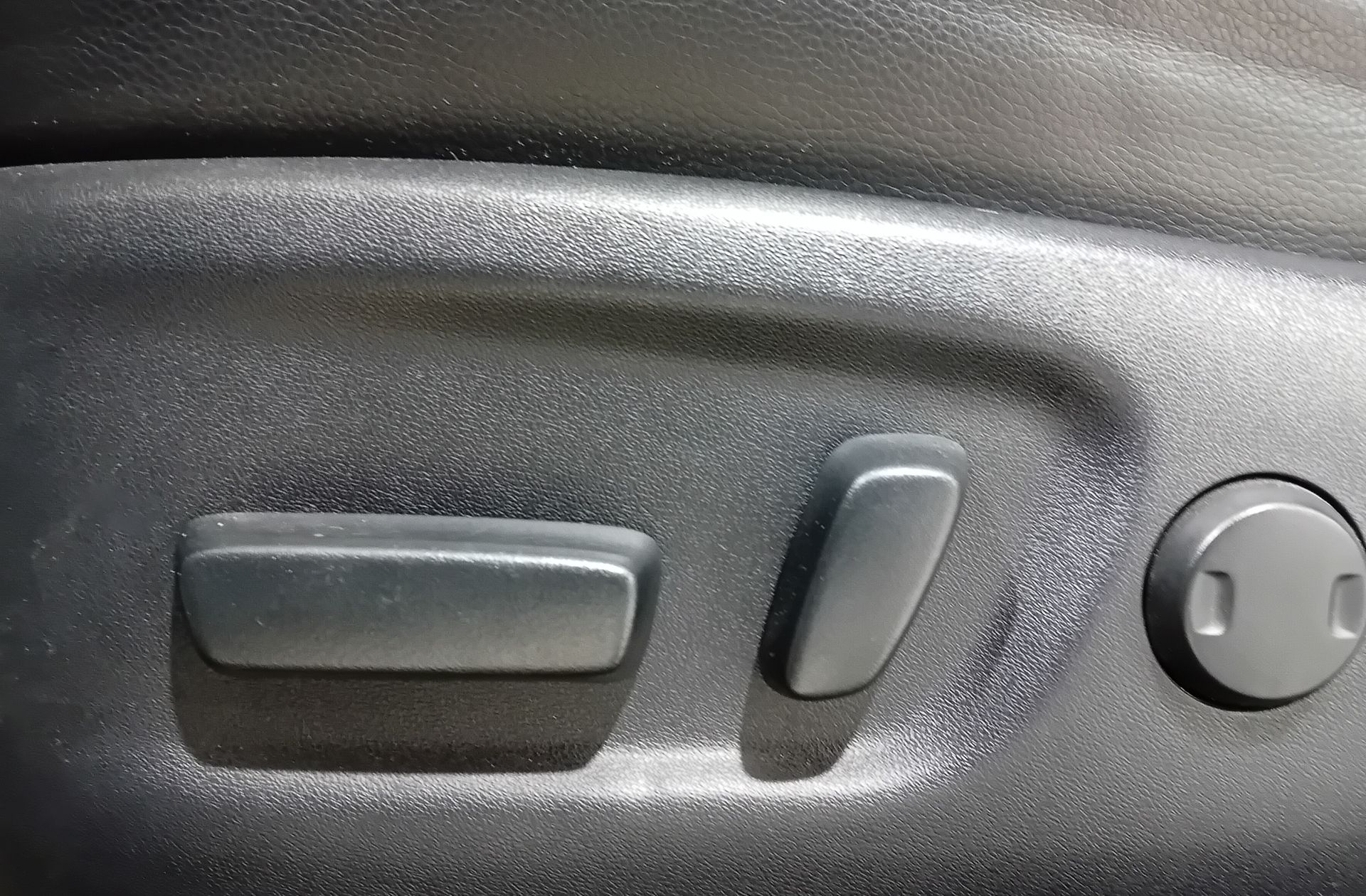 Toyota RAV4 2.5l hybrid Feel! 2WD - foto 8