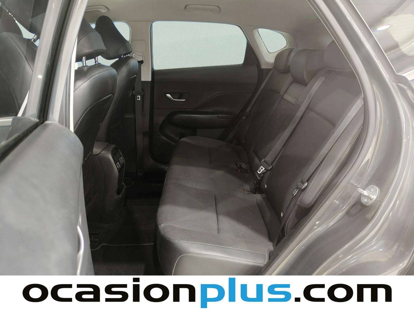 Foto asientos traseros Hyundai Kona Hyundai Kona 1.6 GDI HEV Tecno DCT (141 CV)