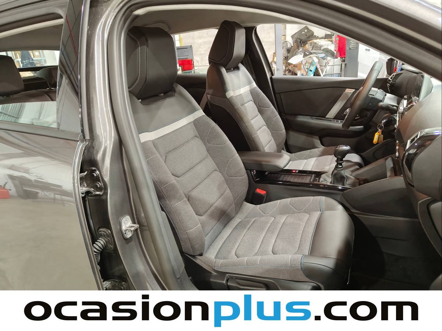 Citroën C4 Citroen C4 PureTech 130 S&S Plus  (131 CV) manual