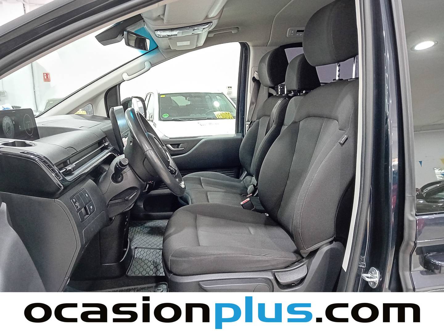 Foto Hyundai Staria Hyundai Staria 2.2 CRDI Maxx 9S (177 CV) 9 Plazas